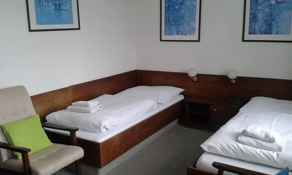 Hotel Saloon Zlín Стая снимка