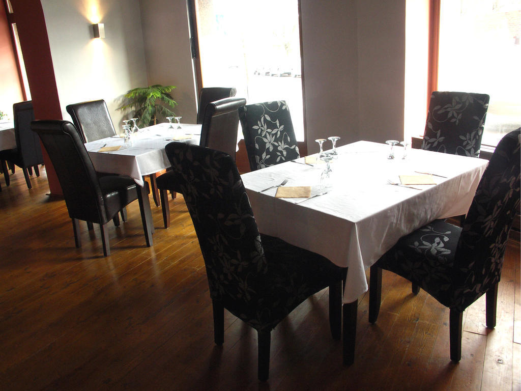 Hotel Saloon Zlín Екстериор снимка
