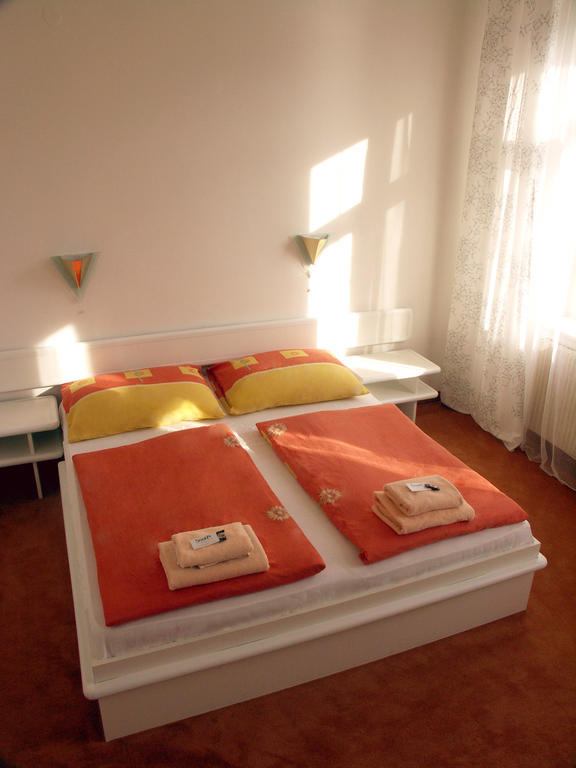 Hotel Saloon Zlín Екстериор снимка